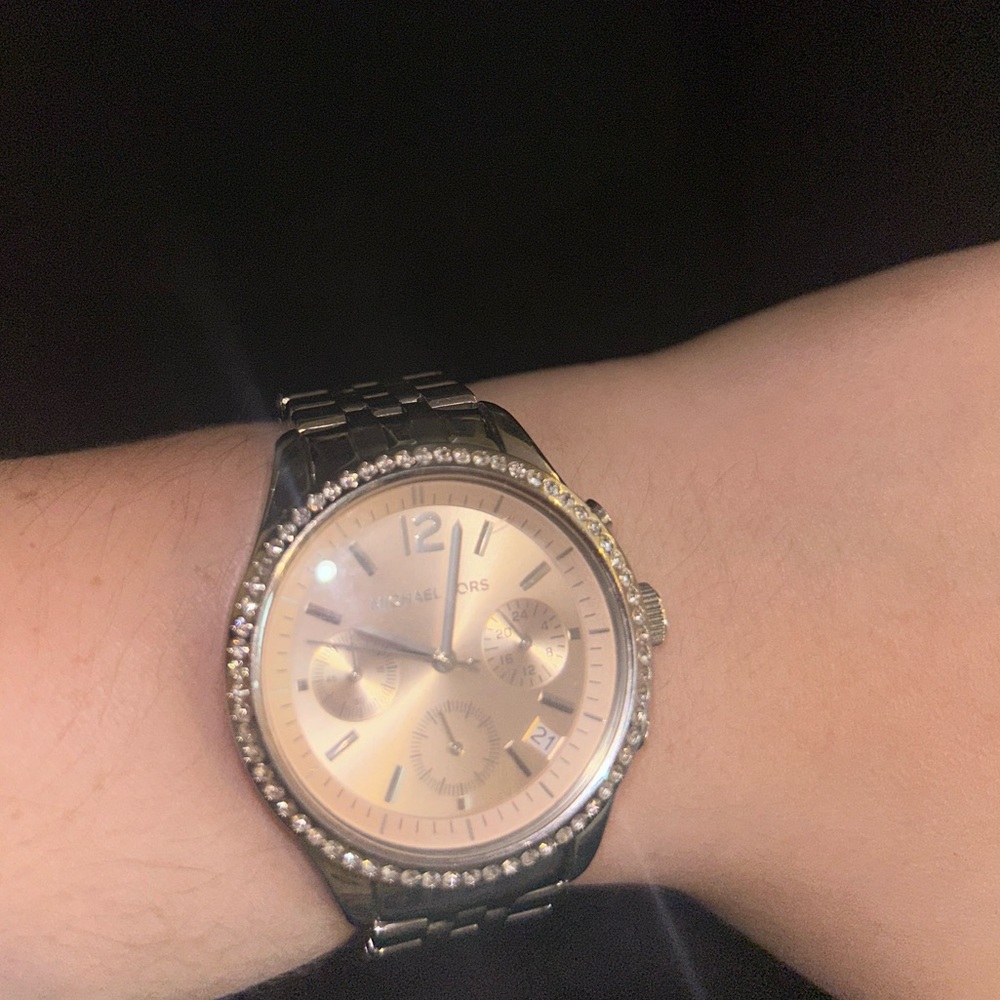 MK Watch - Picture 3 of 3